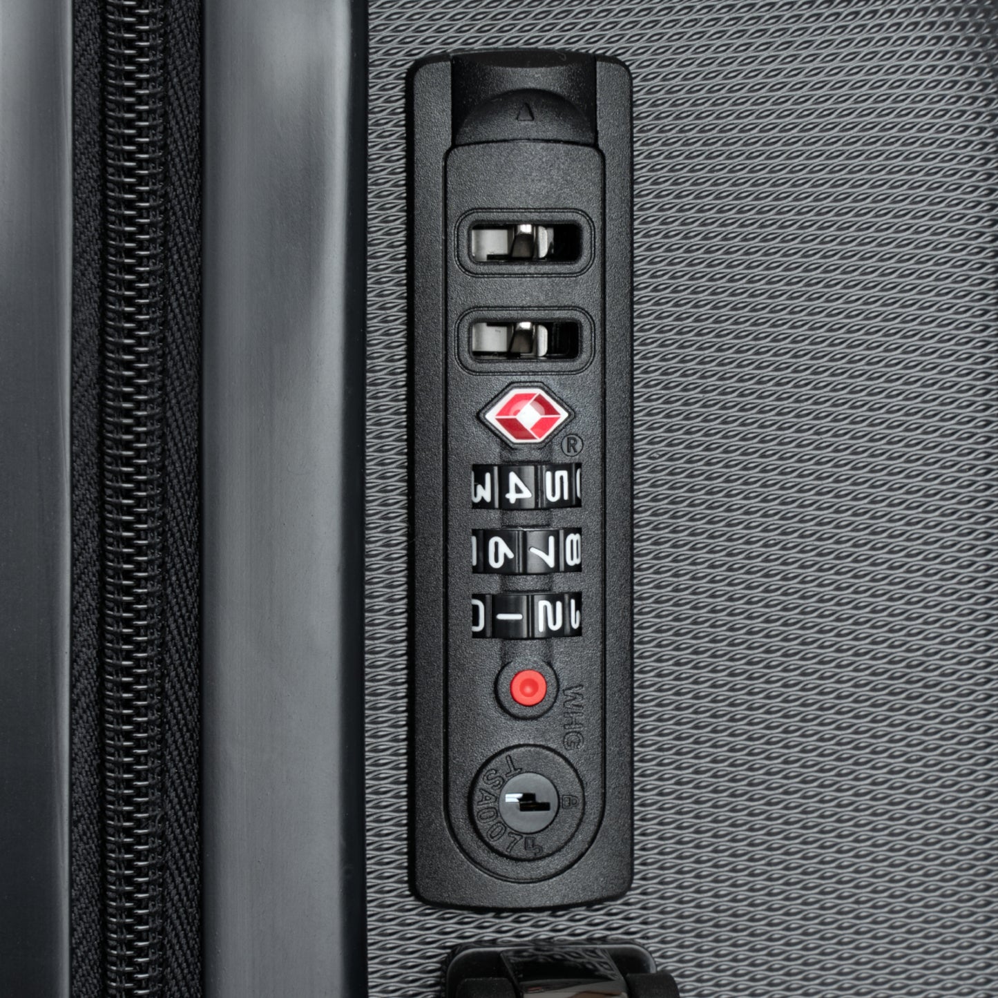 Silly Goose Hard-Shell Suitcase Black